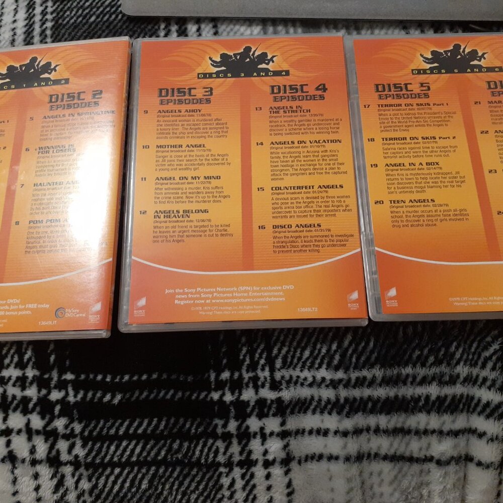 CHARLIE'S ANGELS COMPLETE 3 SEASON KATE JACKSON, JACLYN SMITH, CHERYL LADD DVD - Picture 11 of 16